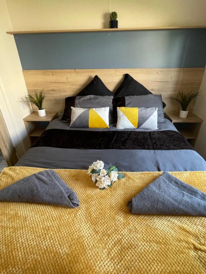 Deluxe, 3 Bed Holiday Home At Combe Haven Holiday Park Гастингс Экстерьер фото